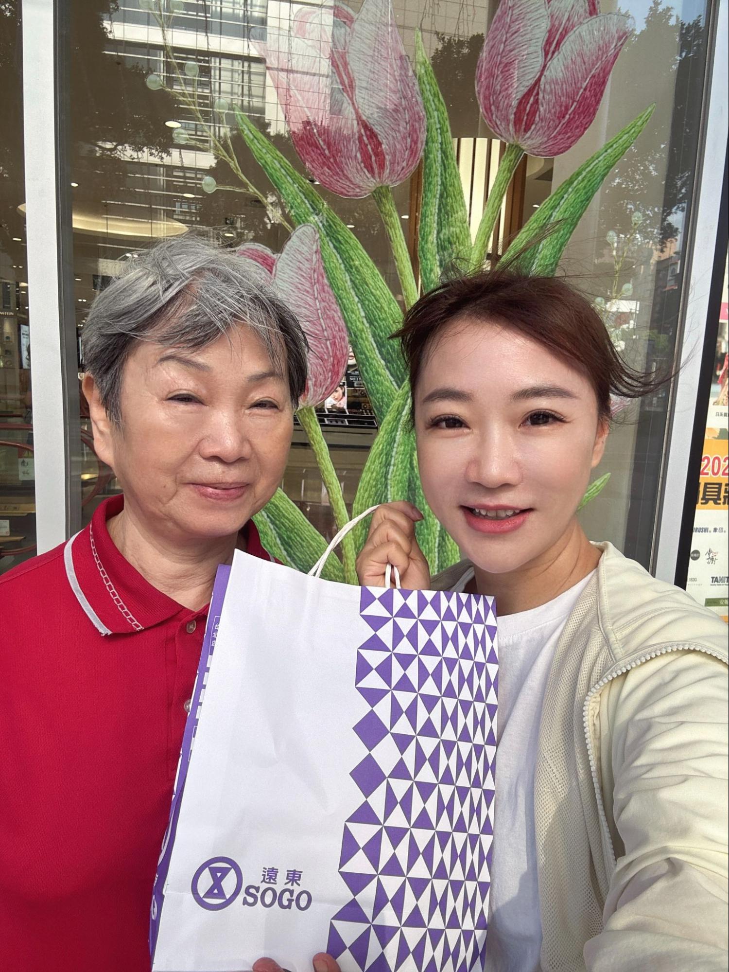 法令紋真的藏不住年紀?淚溝失敗竟然有得救?告別無盡的修圖深淵|神奇的 4D無痕筋膜提升 20 彥靚診所 4D無痕筋膜提升 黃政達醫師 拉提 緊緻 淚溝重修 眼袋 法令紋 玻尿酸 填補 幼態臉 複合式微整 鬆弛 下垂 嘴邊肉 雙下巴 輪廓線 下顎線 淚溝硬塊 分享 推薦 桃園 台北 新竹 1150060120