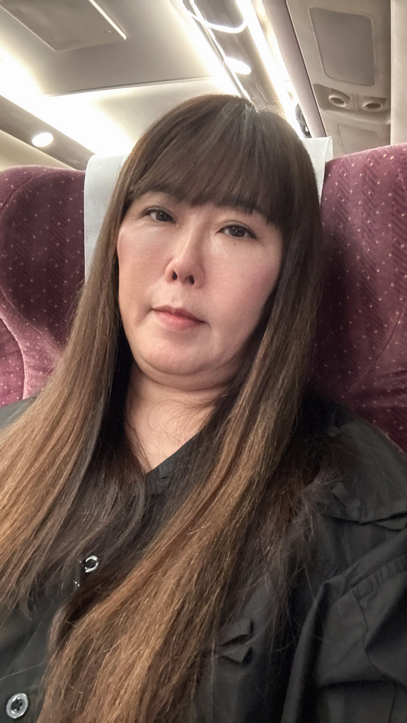 淚溝眼袋療程推薦 彥靚診所 黃政達醫師 不動刀就能告別疲憊感,自然感才是王道! 14 玻尿酸 淚溝 眼袋 肉毒 除皺 皺紋 抬頭紋 皺眉 木偶紋 法令紋 黑眼圈 熊貓針 墊下巴 下顎線 筋膜拉提 下垂 拉提 效果 費用 價格 彥靚診所 醫美 門診 醫生 桃園 台北 新竹 Dcard ppt 115062208